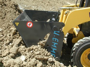 Godet 4 en 1 pour mini chargeur