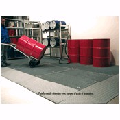 Plateformes de rétention galvanisées