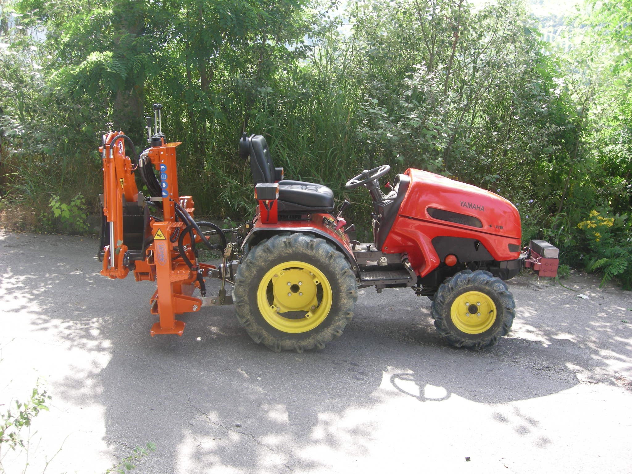 Pelle rétro agricole et industrielle 2