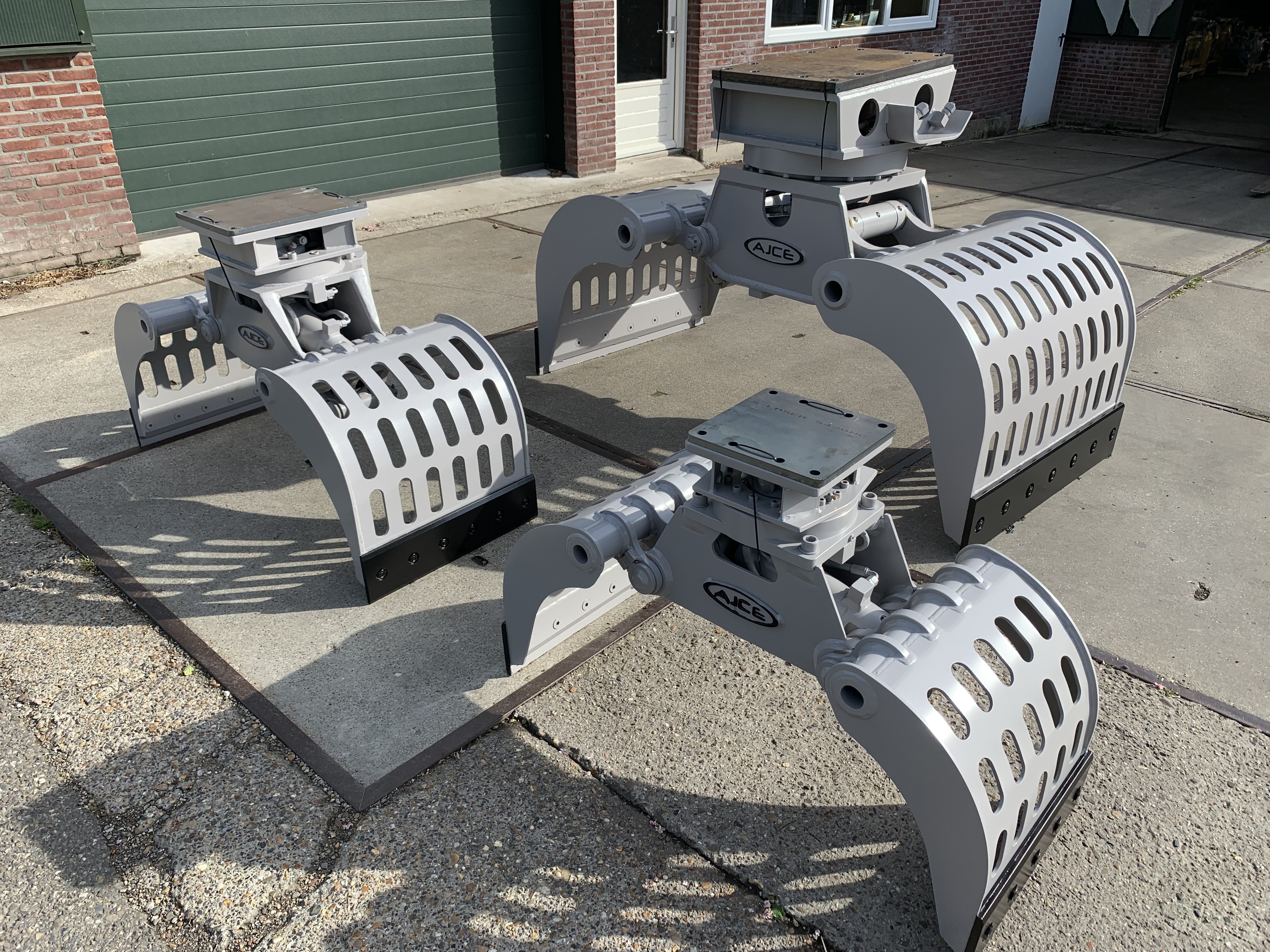 pièces et équipements AJCE