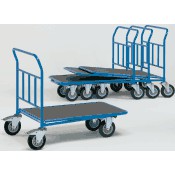 Chariots emboitables